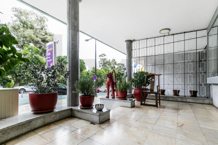 Loja para Arrendamento em Avenidas Novas Foto 27