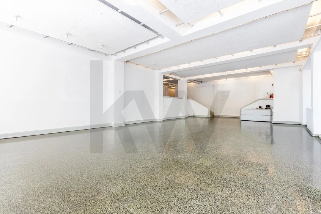 Loja para Arrendamento em Avenidas Novas Foto 7