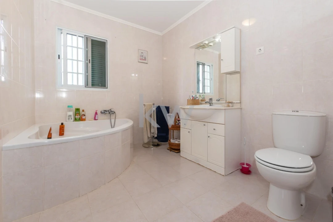 Moradia T3 para Venda em Ponta Delgada (São Pedro) Foto 23