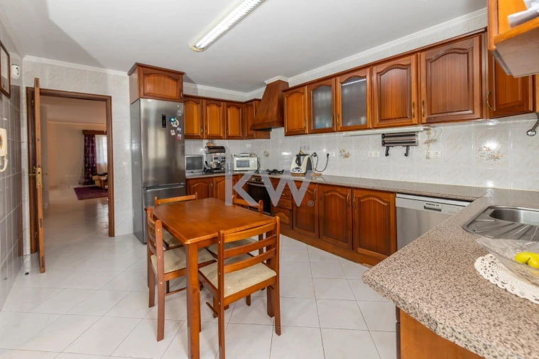 Moradia T3 para Venda em Ponta Delgada (São Pedro) Foto 4