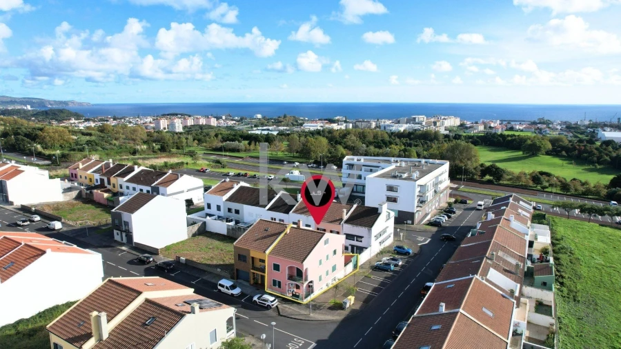 Moradia T3 para Venda em Ponta Delgada (São Pedro) Foto 9