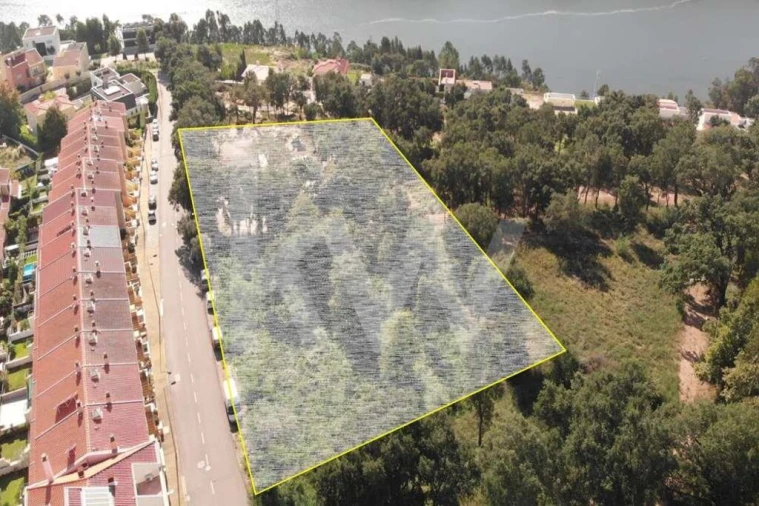 Terreno para Venda em Gondomar (São Cosme), Valbom e Jovim Foto 1