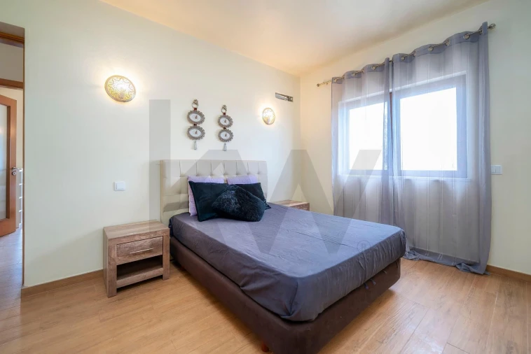 Moradia T4 para Venda em Santa Catarina da Fonte do Bispo Foto 51