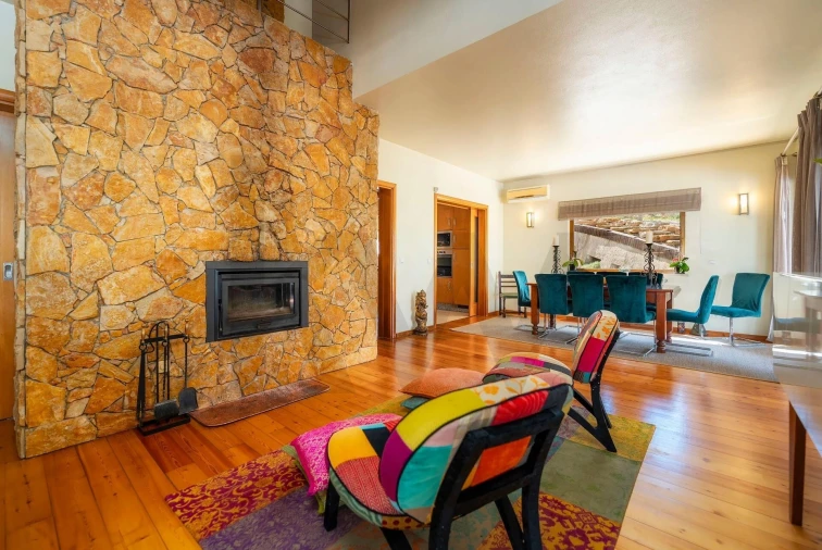 Moradia T4 para Venda em Santa Catarina da Fonte do Bispo Foto 28