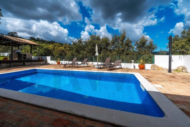 Moradia T4 para Venda em Santa Catarina da Fonte do Bispo Foto 24