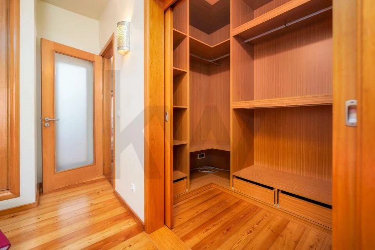 Moradia T4 para Venda em Santa Catarina da Fonte do Bispo Foto 45