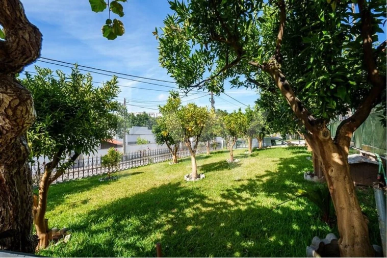 Moradia T6 para Venda em Milheiros de Poiares Foto 33