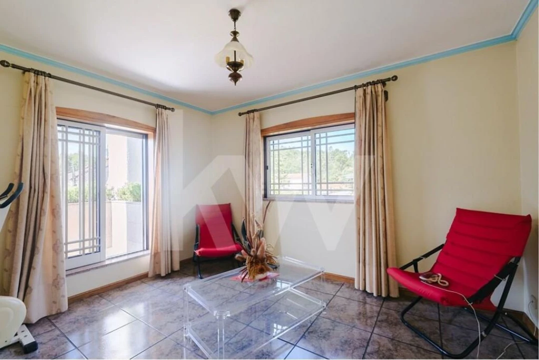 Moradia T6 para Venda em Milheiros de Poiares Foto 23