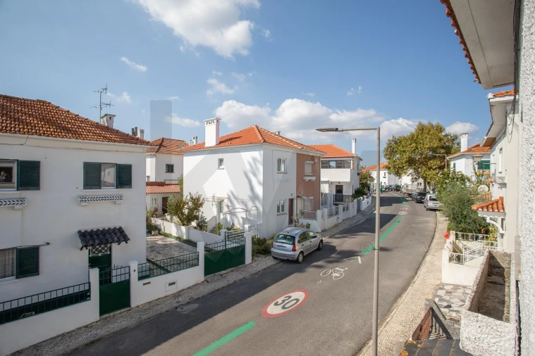 Moradia T3 para Venda em Beato Foto 32