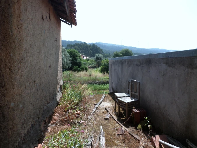 Moradia T3 para Venda em Sazes do Lorvão Foto 16