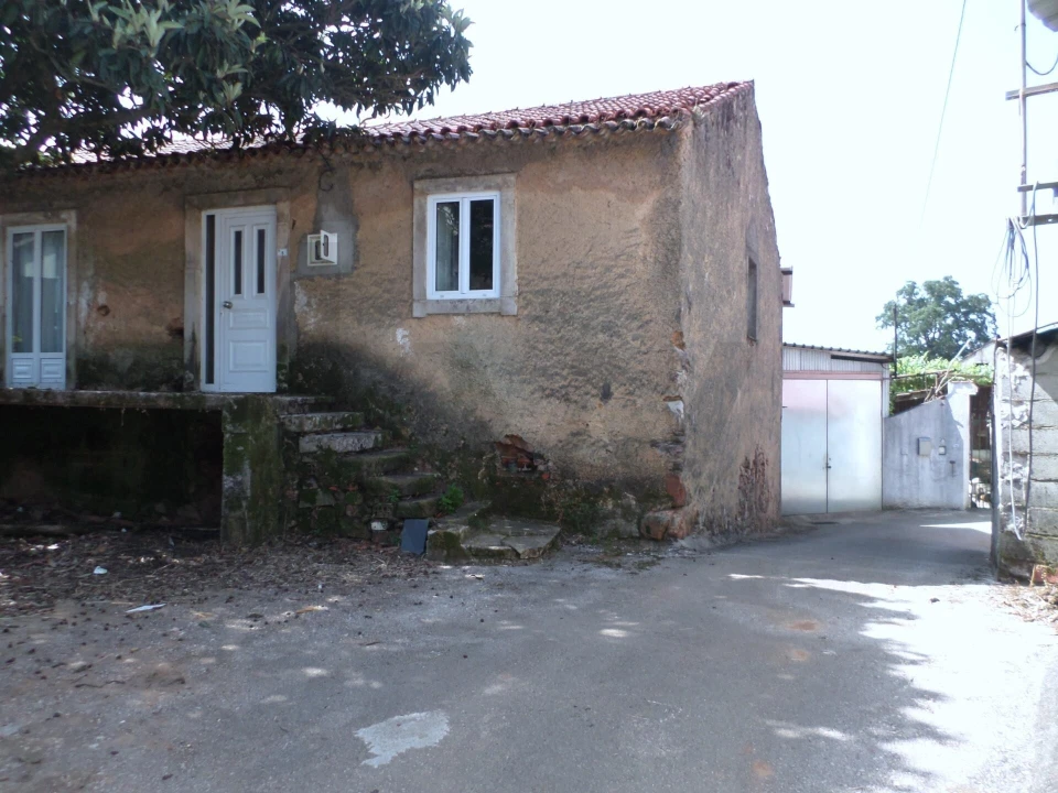 Moradia T3 para Venda em Sazes do Lorvão Foto 17