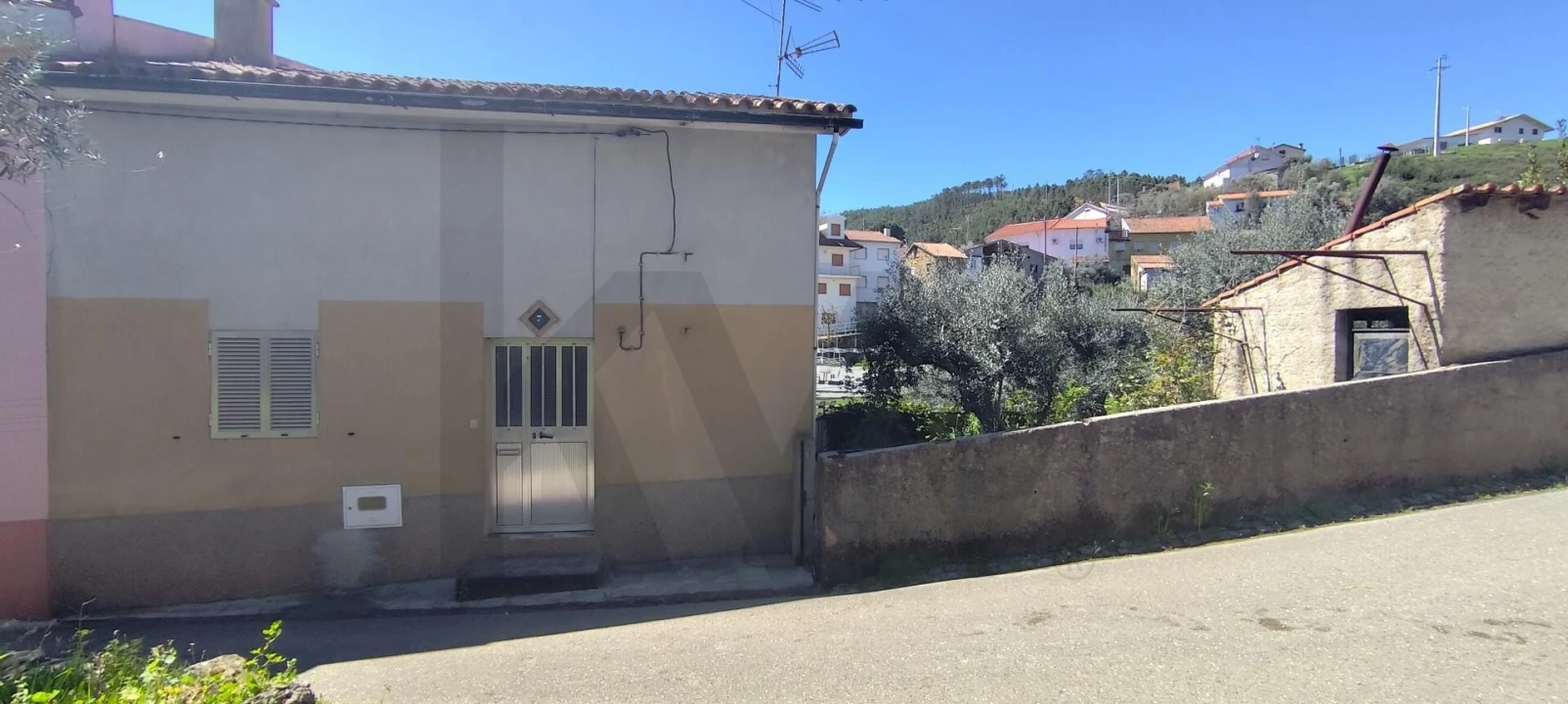 Moradia T3 para Venda em Dornelas do Zezere Foto 4