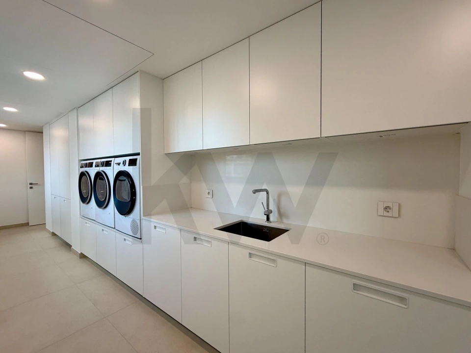 Apartamento T4 para Venda em São Martinho Foto 40