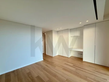 Apartamento T4 para Venda em São Martinho