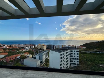 Apartamento T4 para Venda em São Martinho