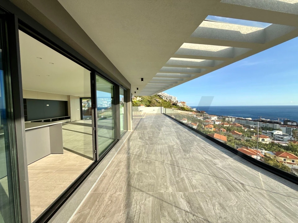 Apartamento T4 para Venda em São Martinho Foto 44