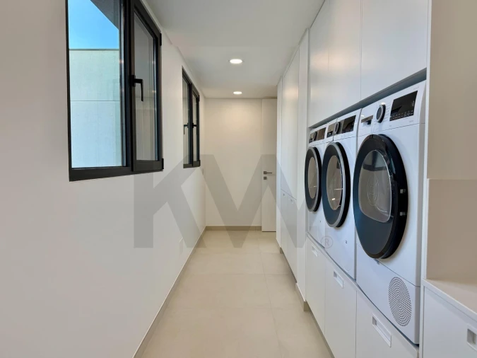 Apartamento T4 para Venda em São Martinho Foto 39