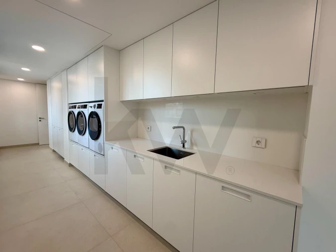 Apartamento T4 para Venda em São Martinho Foto 38