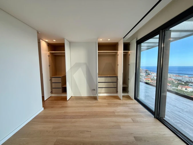 Apartamento T4 para Venda em São Martinho Foto 25
