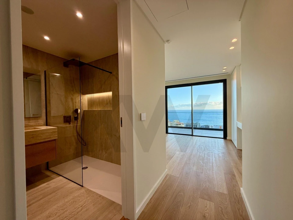 Apartamento T4 para Venda em São Martinho Foto 11