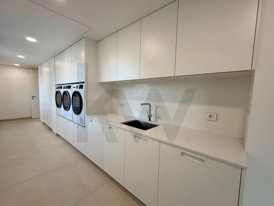 Apartamento T4 para Venda em São Martinho Foto 38