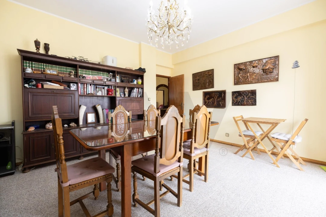 Apartamento T4 para Venda em Oeiras e São Julião da Barra, Paço de Arcos e Caxias Foto 1