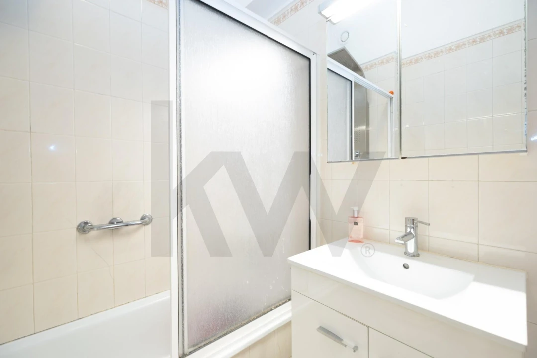 Apartamento T4 para Venda em Oeiras e São Julião da Barra, Paço de Arcos e Caxias Foto 15