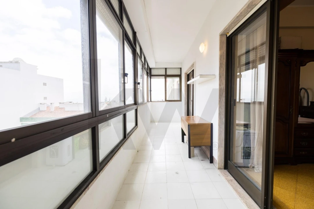 Apartamento T4 para Venda em Oeiras e São Julião da Barra, Paço de Arcos e Caxias Foto 9
