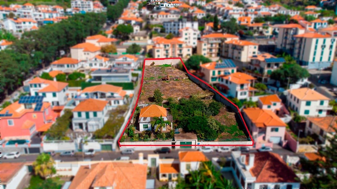 Terreno para Venda em Funchal (Santa Luzia) Foto 2