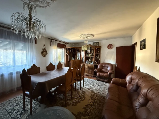 Moradia T6 para Venda em Casal de Cinza Foto 18