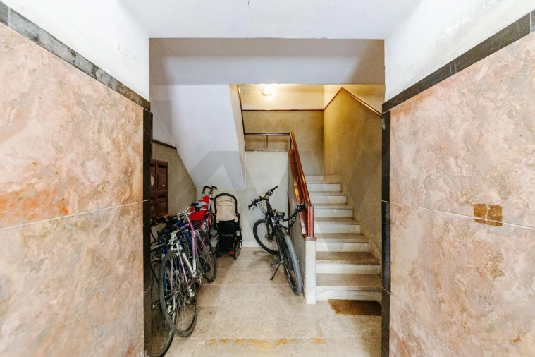 Apartamento T3 para Venda em São Vicente Foto 22