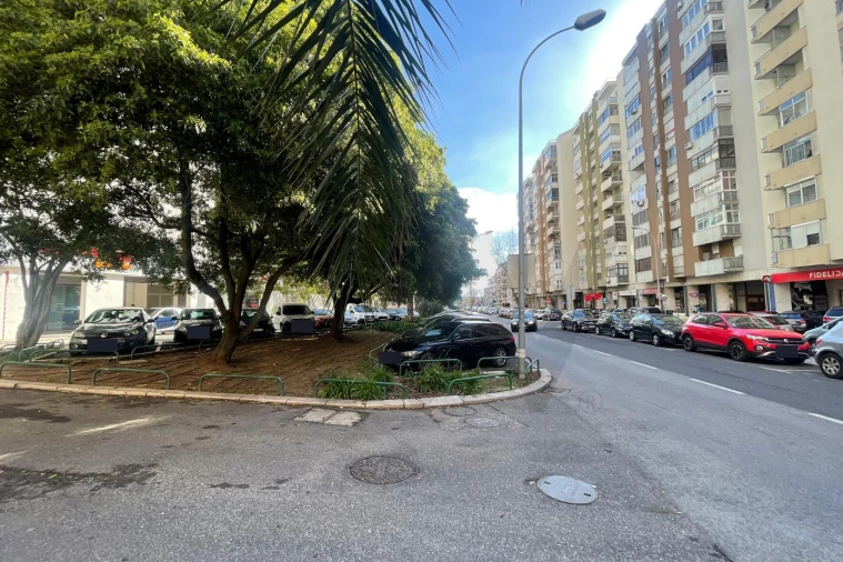 Negócio para Venda em Algés, Linda-A-Velha e Cruz Quebrada-Dafundo Foto 10