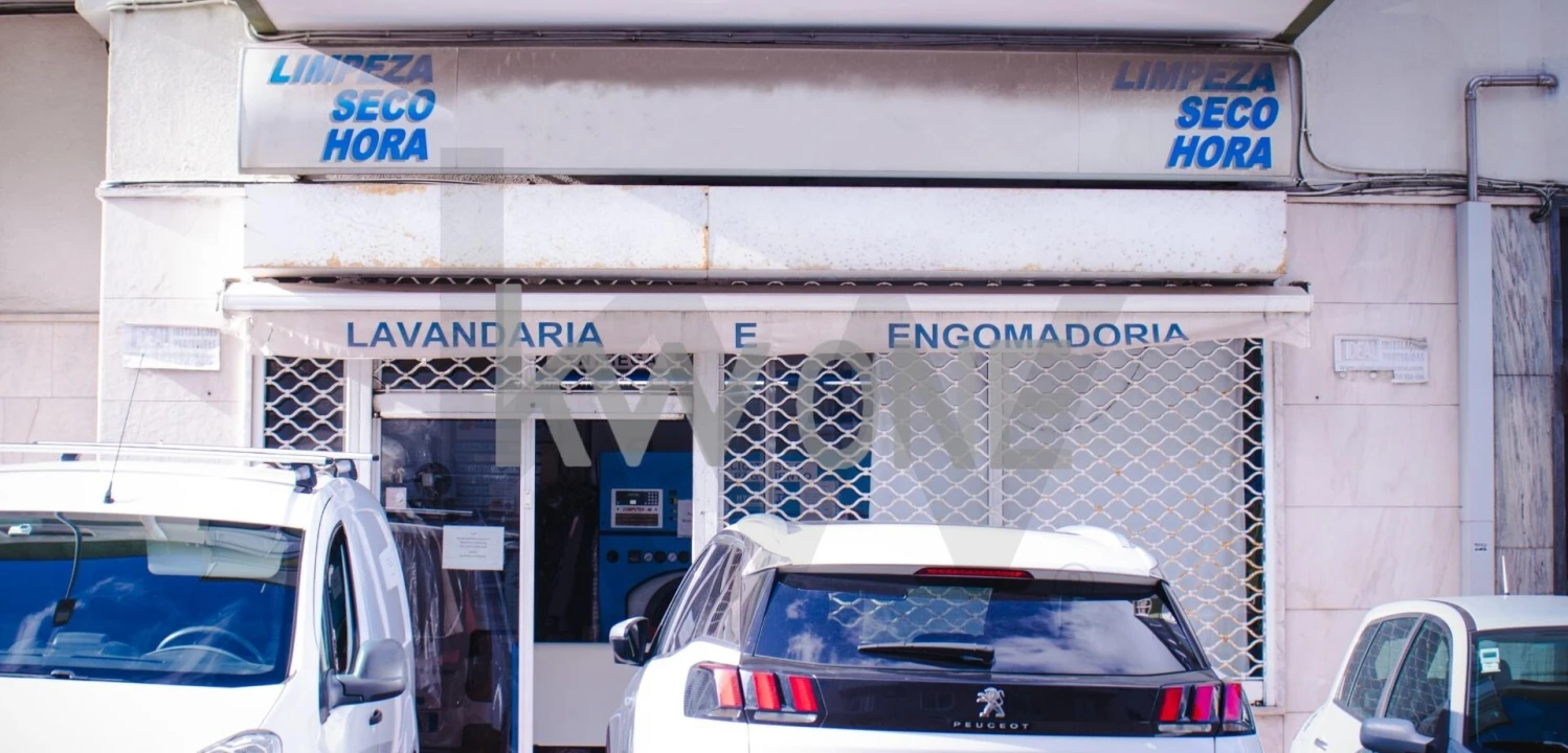 Loja para Venda em Alfragide Foto 11