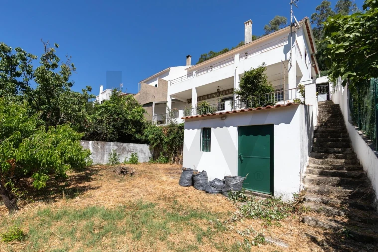 Moradia T3 para Venda em Monchique Foto 6