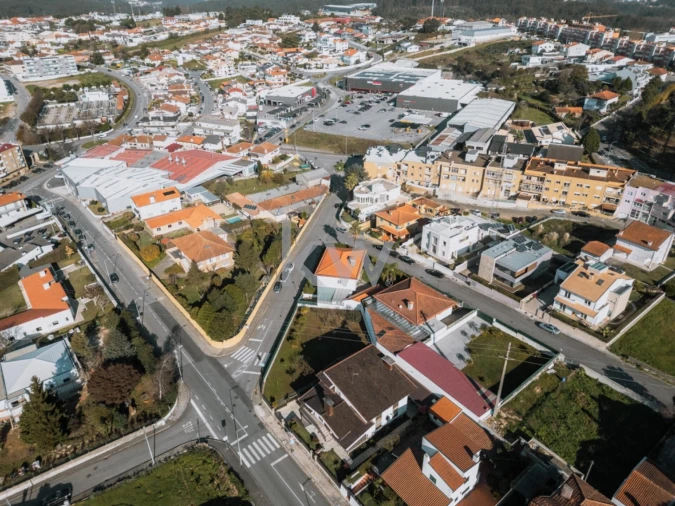 Terreno para Venda em São João da Madeira Foto 3