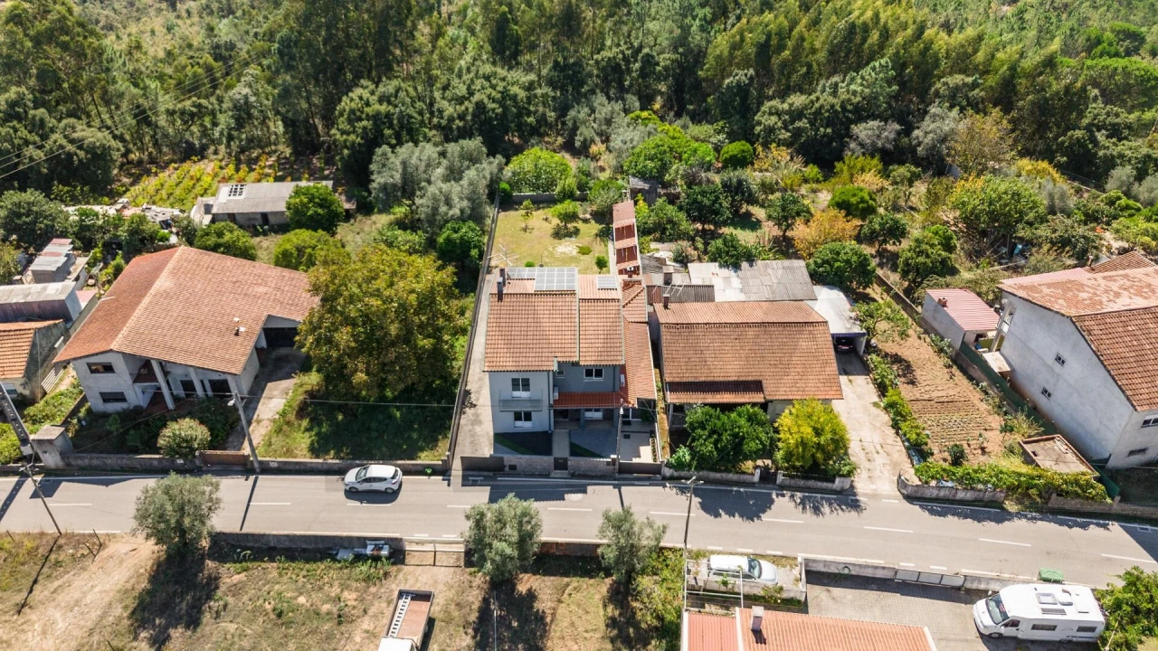 Moradia T5 para Venda em Sé Nova, Santa Cruz, Almedina e São Bartolomeu Foto 40