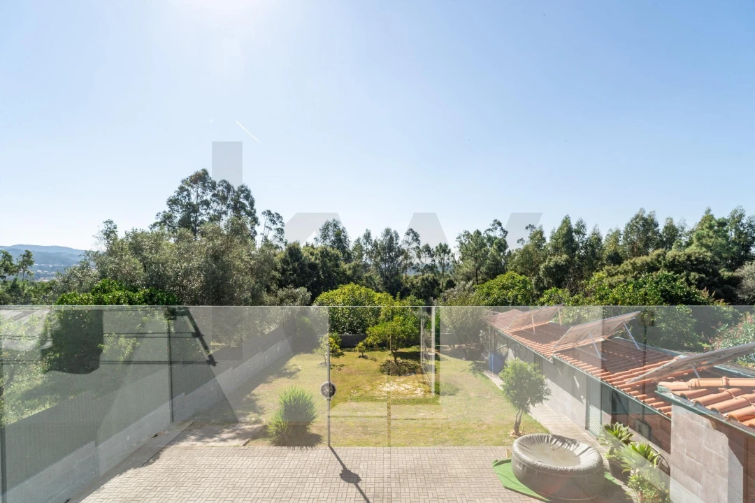 Moradia T5 para Venda em Sé Nova, Santa Cruz, Almedina e São Bartolomeu Foto 20