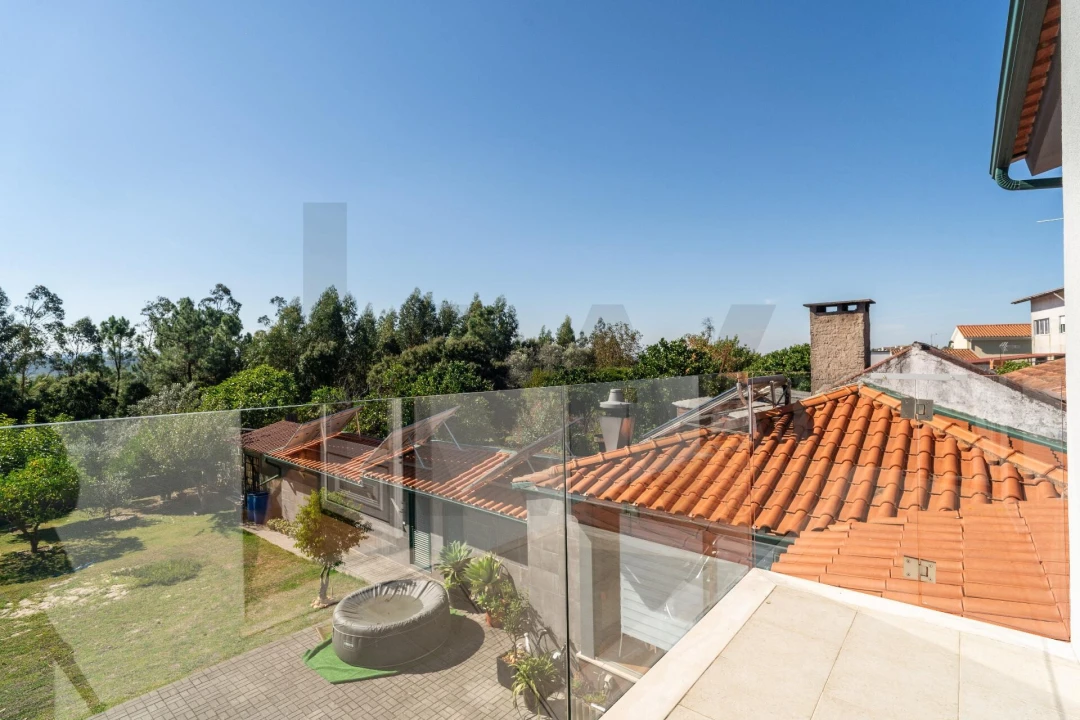 Moradia T5 para Venda em Sé Nova, Santa Cruz, Almedina e São Bartolomeu Foto 22