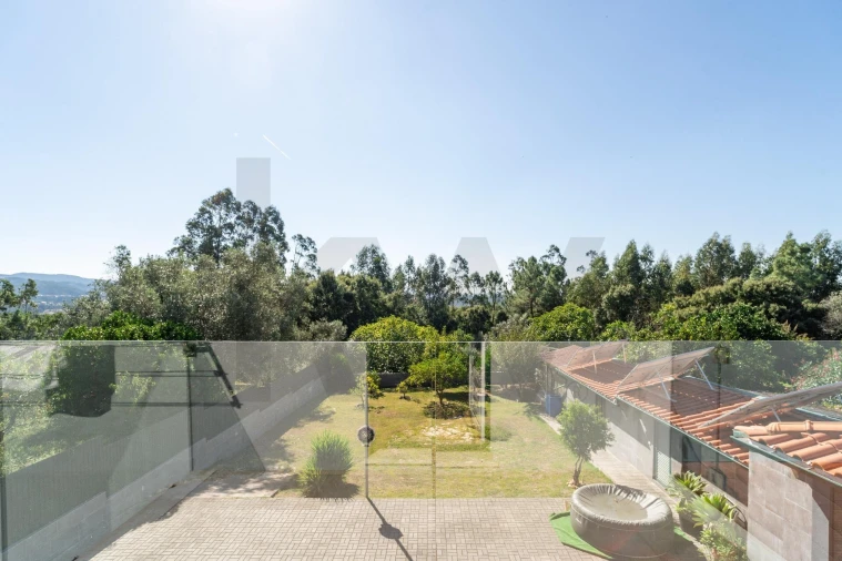 Moradia T5 para Venda em Sé Nova, Santa Cruz, Almedina e São Bartolomeu Foto 20