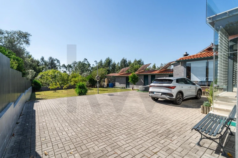 Moradia T5 para Venda em Sé Nova, Santa Cruz, Almedina e São Bartolomeu Foto 35