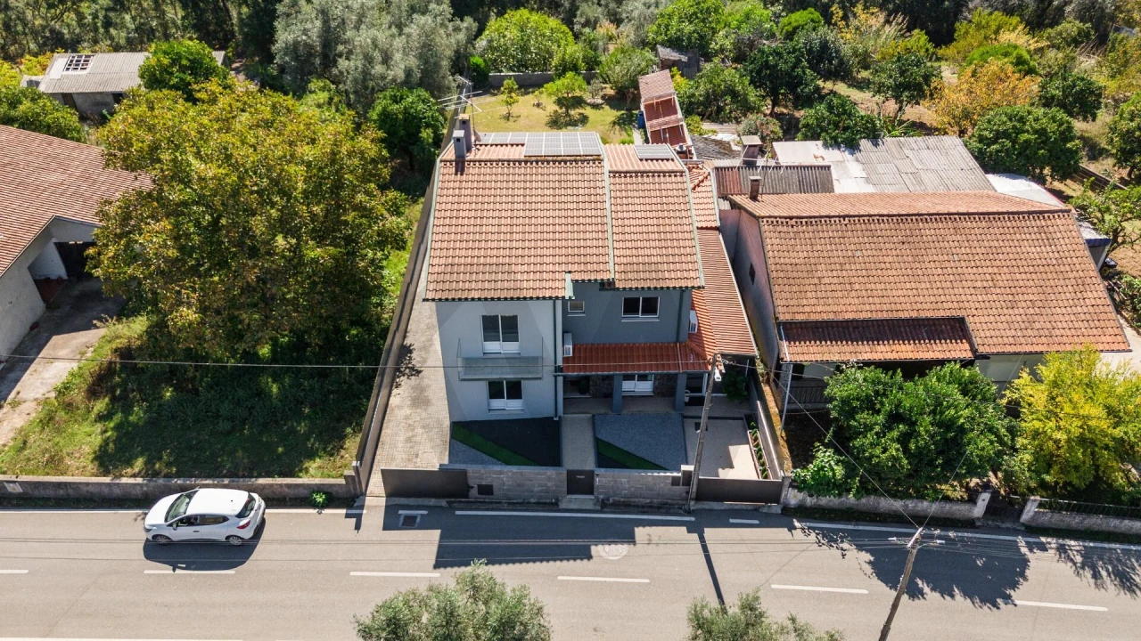 Moradia T5 para Venda em Sé Nova, Santa Cruz, Almedina e São Bartolomeu Foto 39