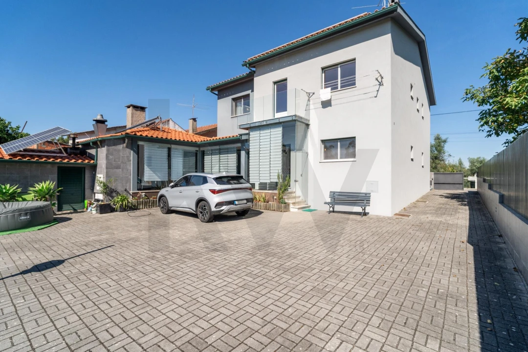 Moradia T5 para Venda em Sé Nova, Santa Cruz, Almedina e São Bartolomeu Foto 34