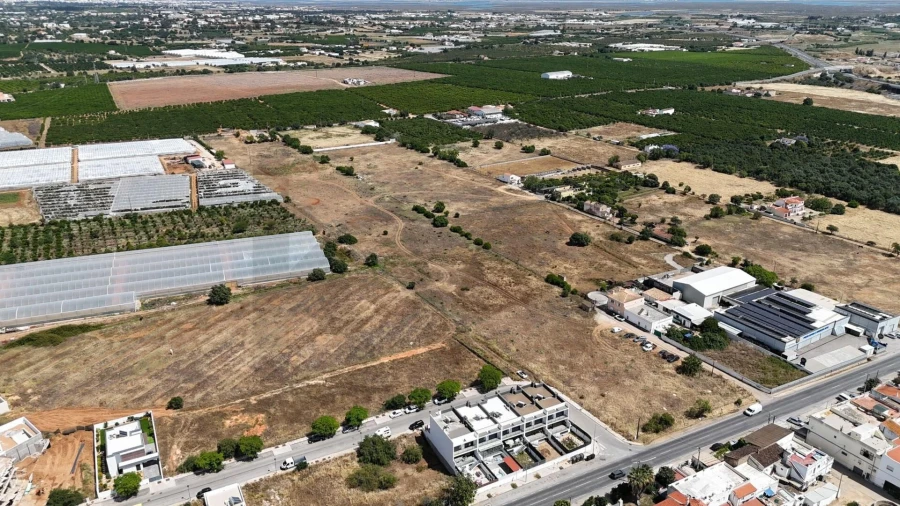 Terreno para Venda em Conceição e Estoi Foto 4
