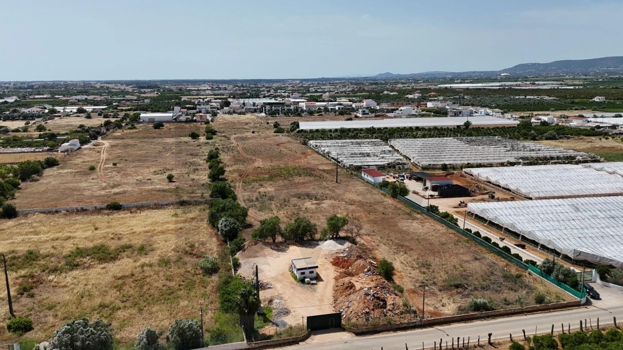 Terreno para Venda em Conceição e Estoi Foto 5