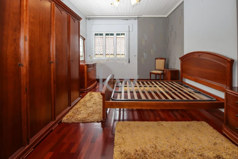 Moradia T4 para Venda em Arrifes Foto 34