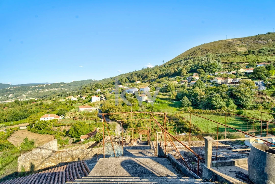 Moradia T4 para Venda em Chaviães e Paços Foto 47