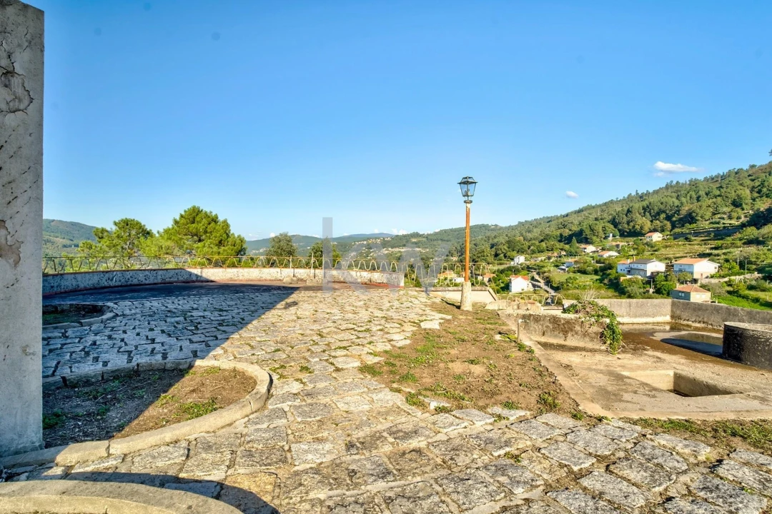 Moradia T4 para Venda em Chaviães e Paços Foto 43