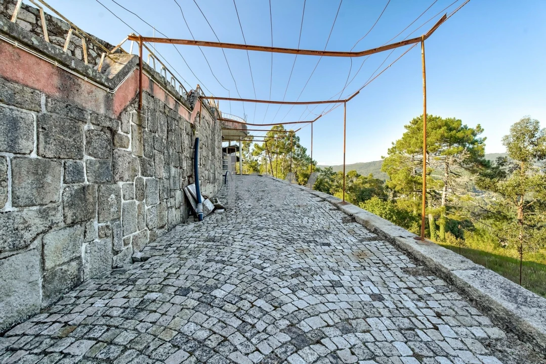 Moradia T4 para Venda em Chaviães e Paços Foto 44