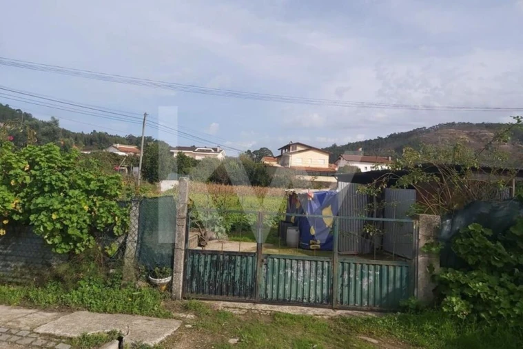 Terreno para Venda em Nogueira do Cravo e Pindelo Foto 4