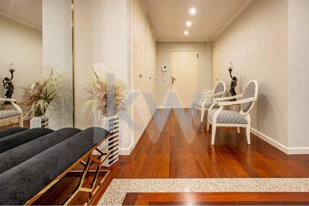 Apartamento T4 para Venda em Paranhos Foto 16
